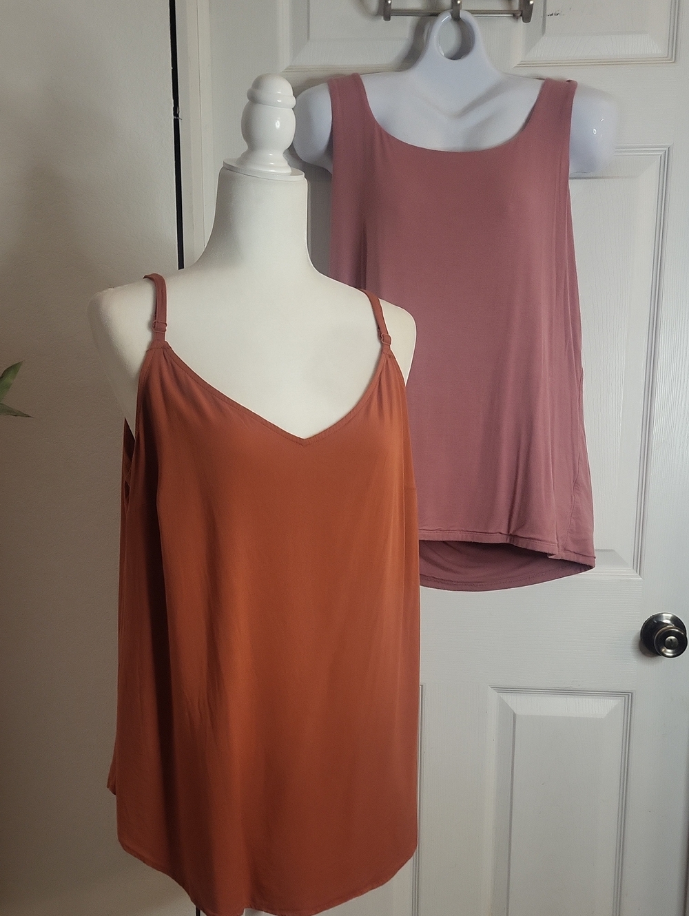 torrid Rust Orange V-Neck Spaghetti Strap Cami with Pink Maurices Scoop Tank